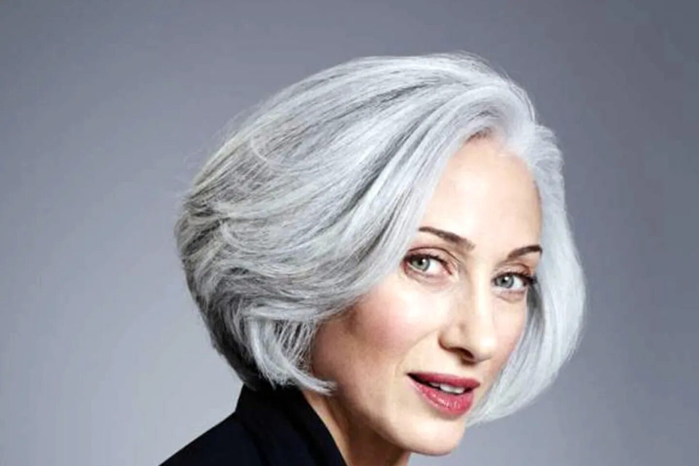 Хочу седые волосы. Дафна Хикс Grey hair.