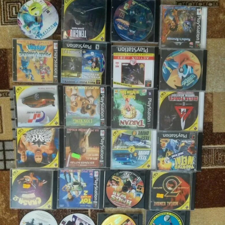 Лицензионные диски пс1. Покажи диски на playstation 4. Диски ps 1. Пиратские диски ps2. Диски на плейстейшен сони ps1.