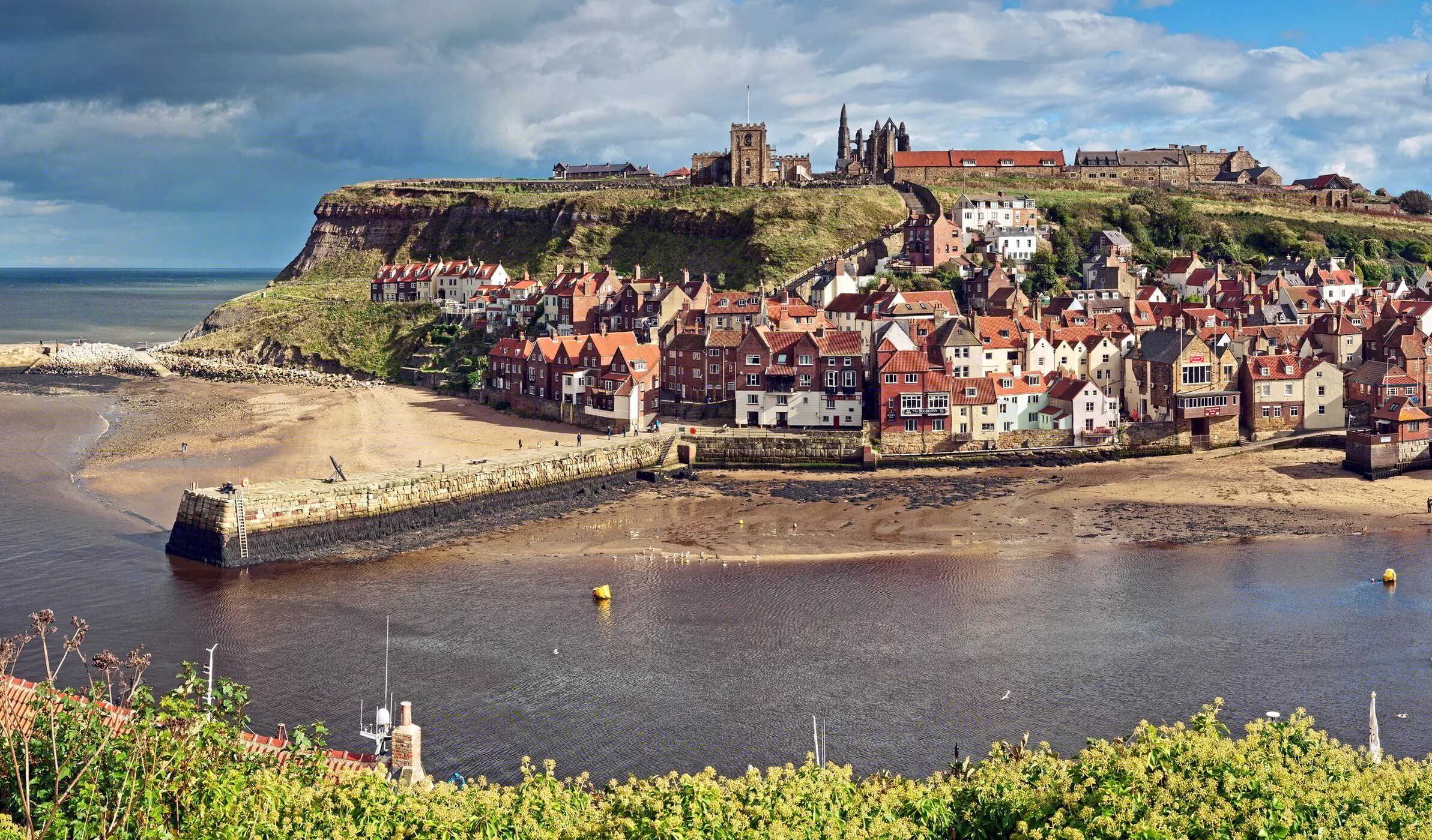 Ашфорд англия. Йоркшир графство. Йоркшир графство. Северный йоркшир великобритания. Готланд йоркшир.