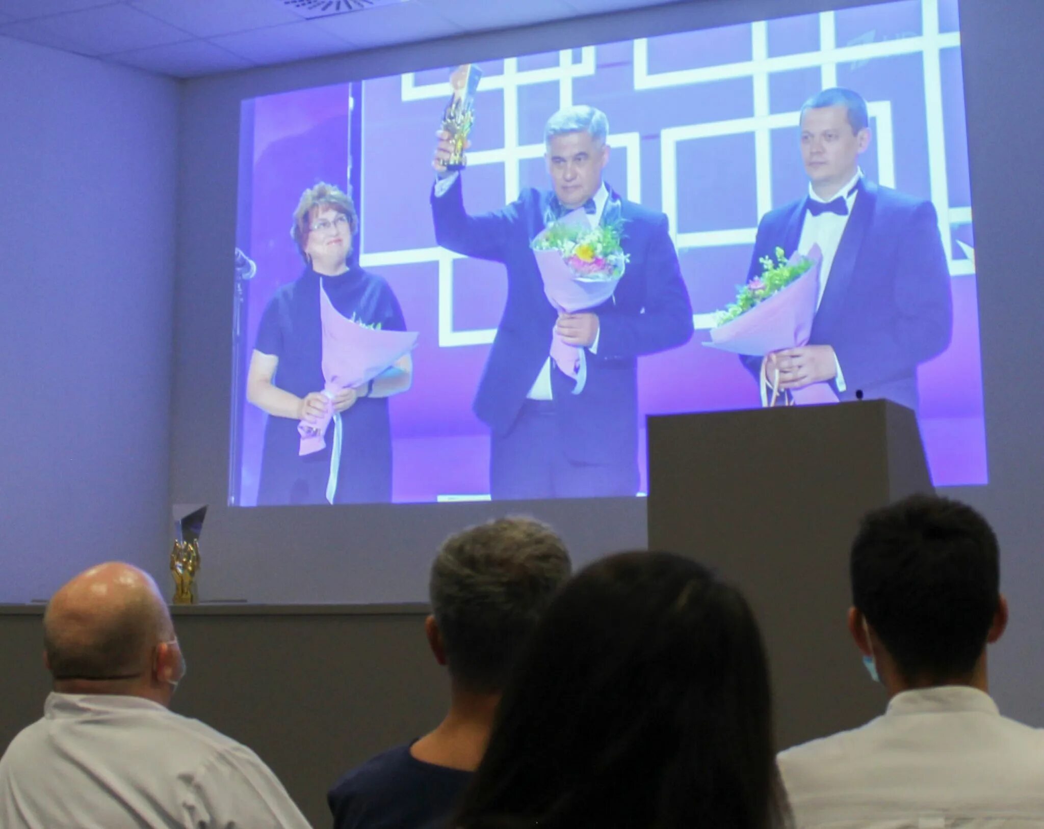 Коллектив финансы. Премия призвание 2023 медицина фото. Мое призвание - артист. Призвание 2022. Августовская конференция министерства образования в 2022 году.