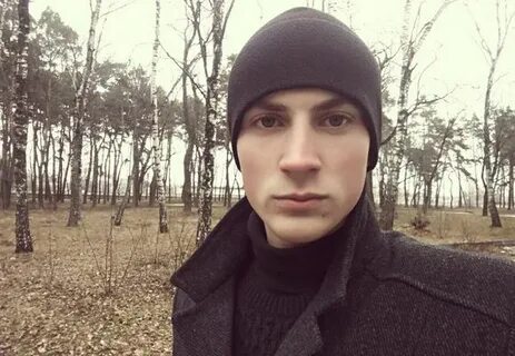 Мальчик крив