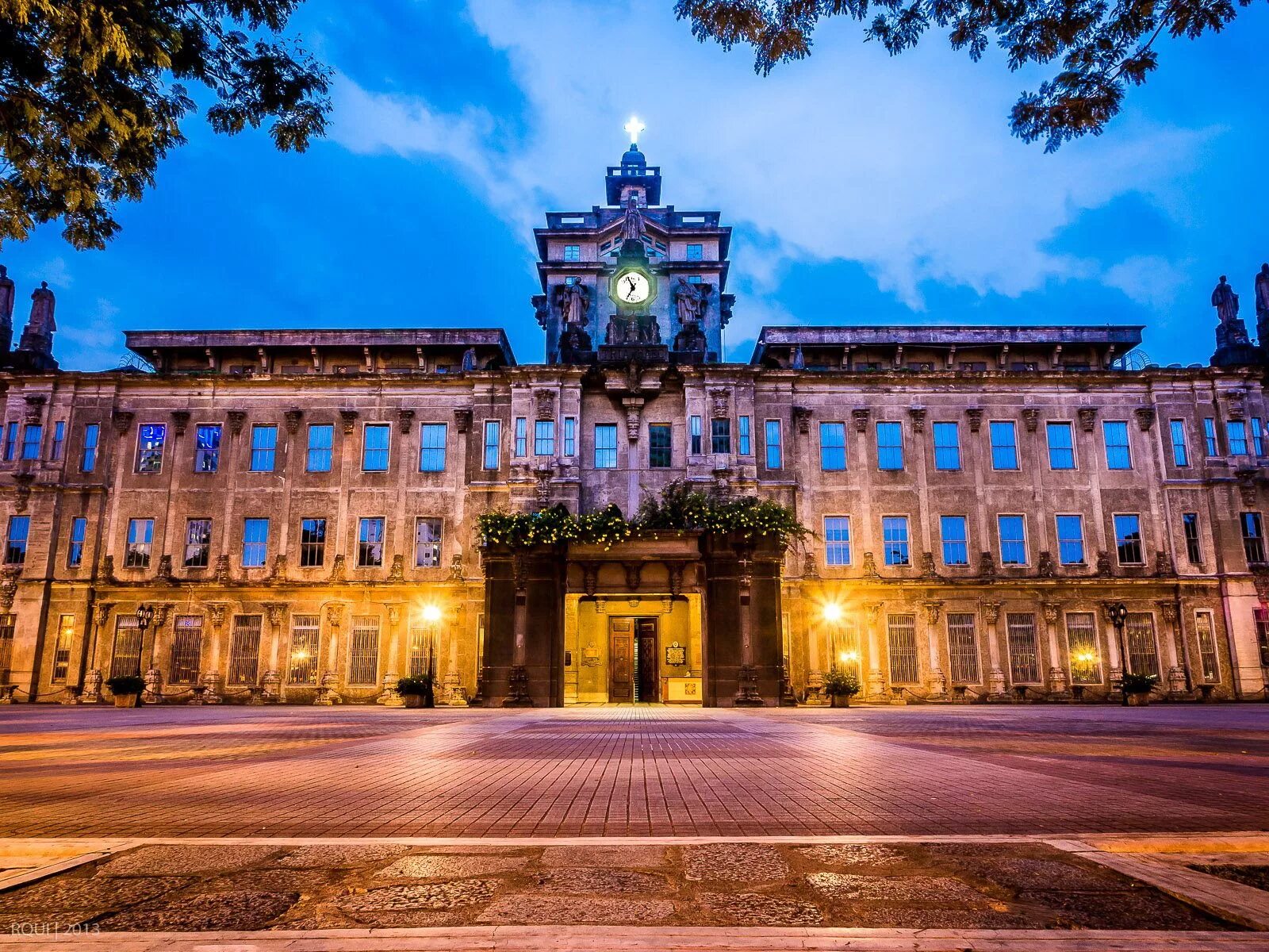 Main university. Дрезденский технический университет. Филиппины университеты архитектуры.