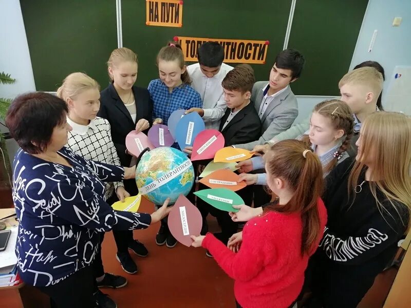 старосуртайская школа. гультяевская школа пустошкинский район.