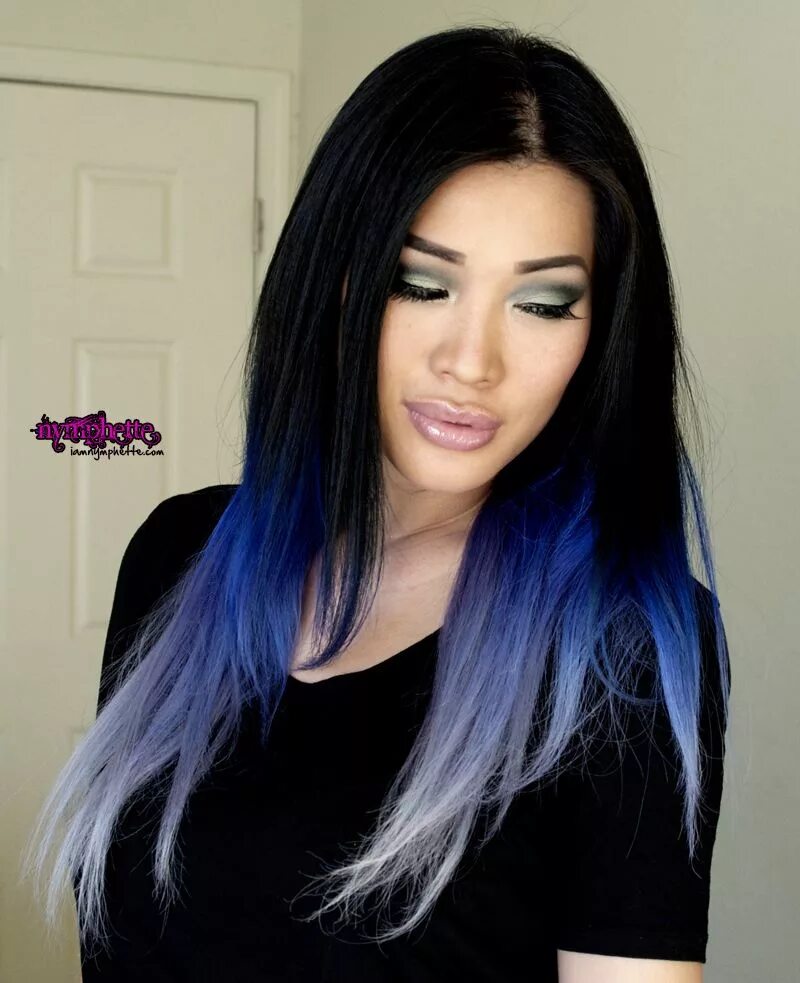 Амбре 2024. Чёрные волосы с синими прядями. Синие пряди на темных волосах. Разноцветные пряди на темных волосах. Цветное омбре на темные волосы.