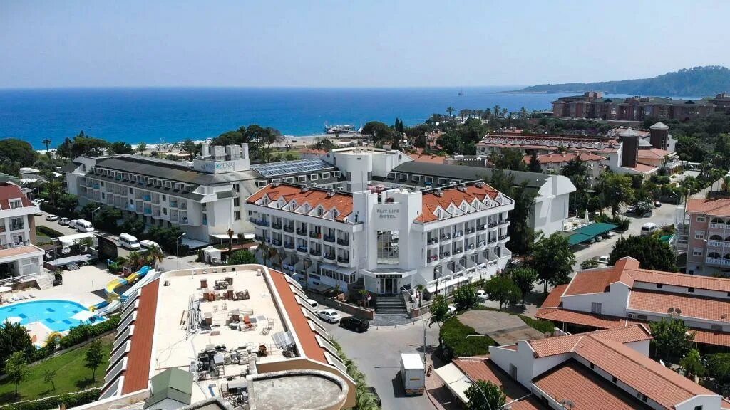 Отель beso beach hotel 4*. Отель beso beach hotel 4*. Beso beach hotel 4 чамьюва. Турция элит лайф отель. Бесо бич отель кемер чамьюва.