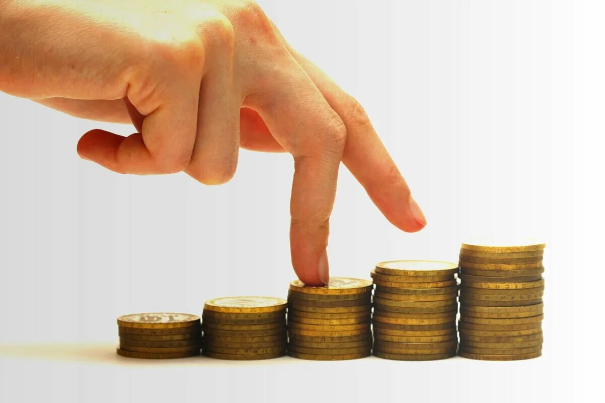 Оплата собственных работ. Кредитная карта наличными. Белый человечек с деньгами. Оплата собственных работ. Оплата собственных работ.