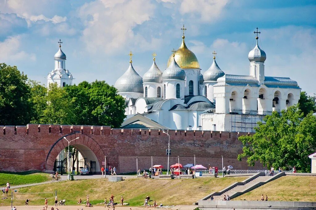 Великий Новгород одним днем: где жить, где есть и что смотреть (16 фото, 2022 г.