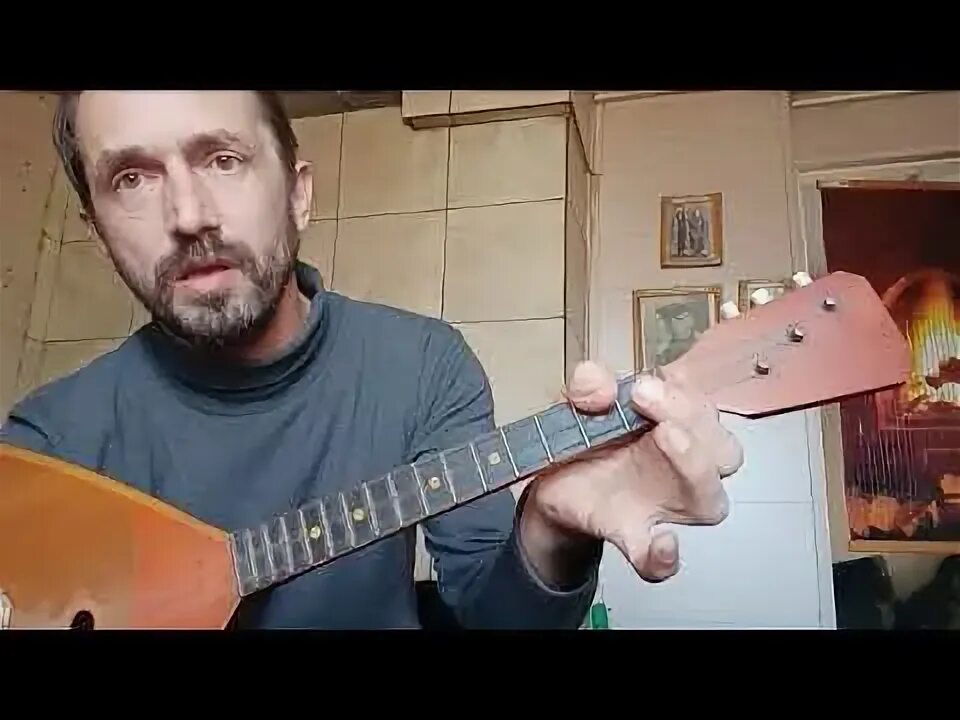 Научиться играть на балалайке с нуля. Подгорная на балалайке.