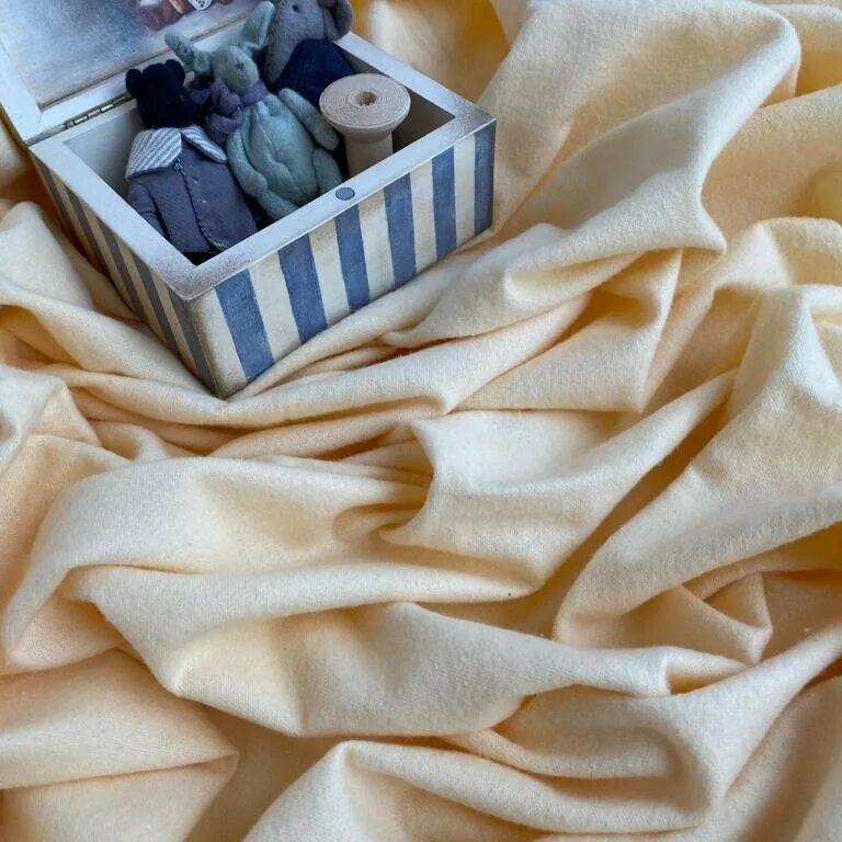 Ателье фланель. Ателье фланель. Фланелевая тряпочка. Ткань фланель клетка. Розовая клетка ткань.