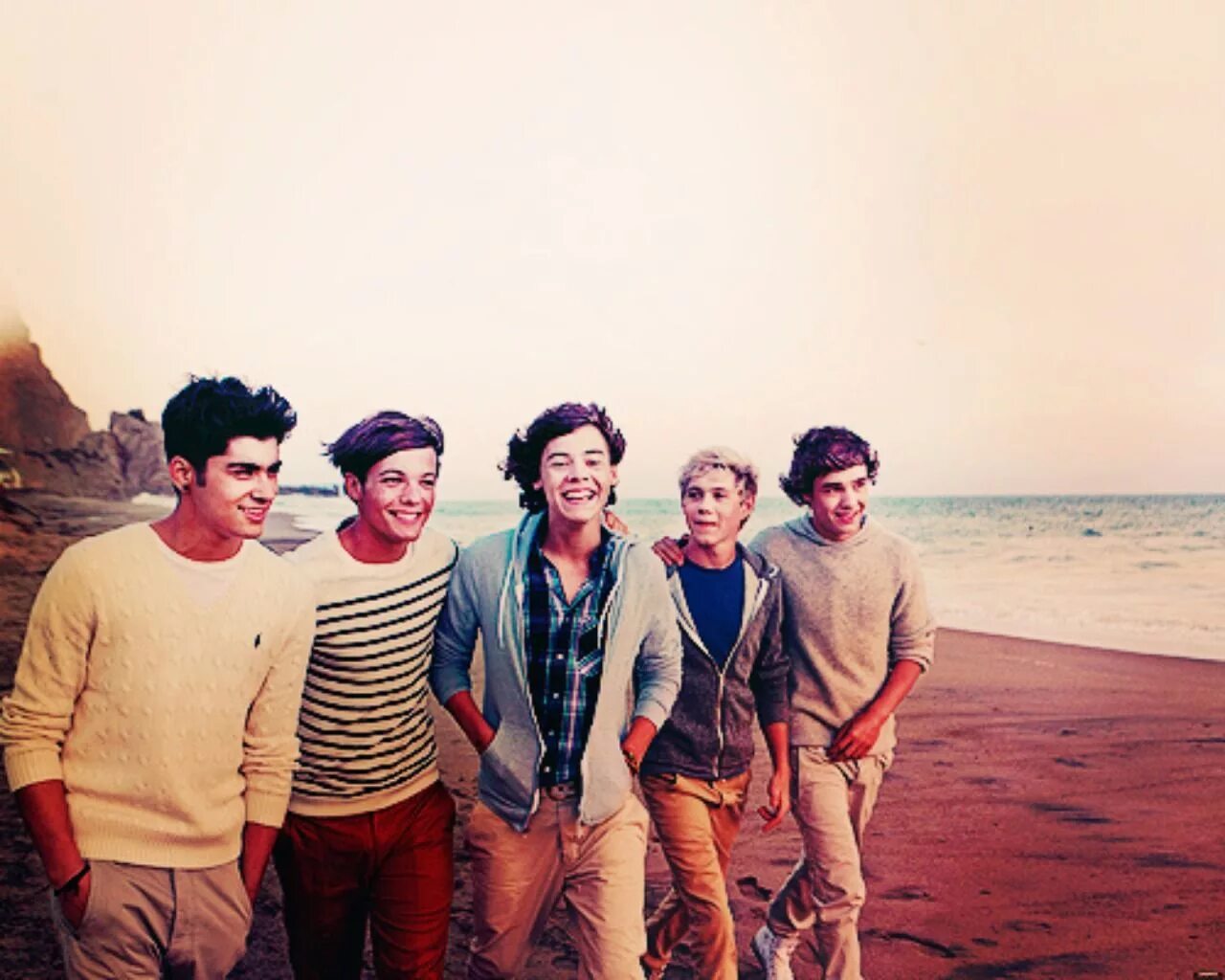 One Direction. One Direction what makes you beautiful. "What makes you beautiful" by one Direction. Фото you beautiful.