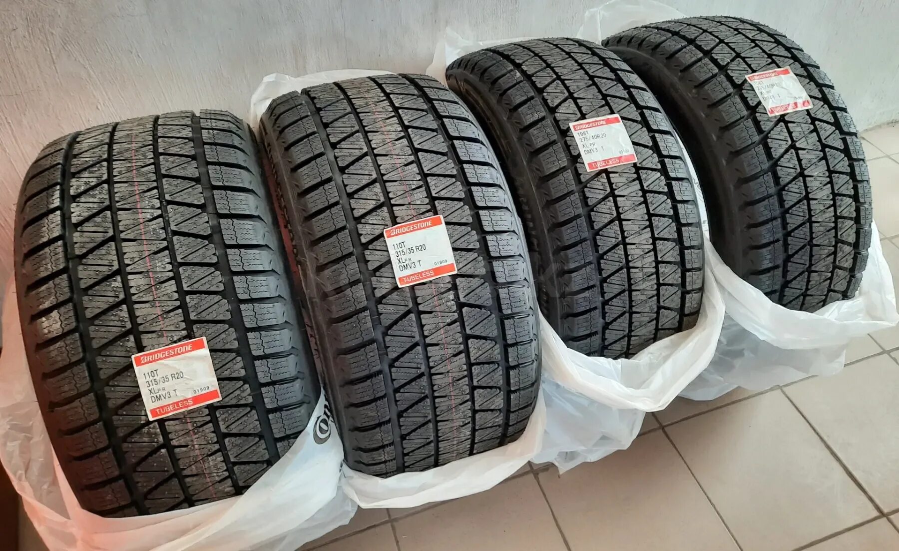 Bridgestone dm v3 r20. Blizzak dm-v3. bridgestone dm-v3. bridgestone blizzak dm-v3 евроэтикетка. бриджстоун близак дм в3.