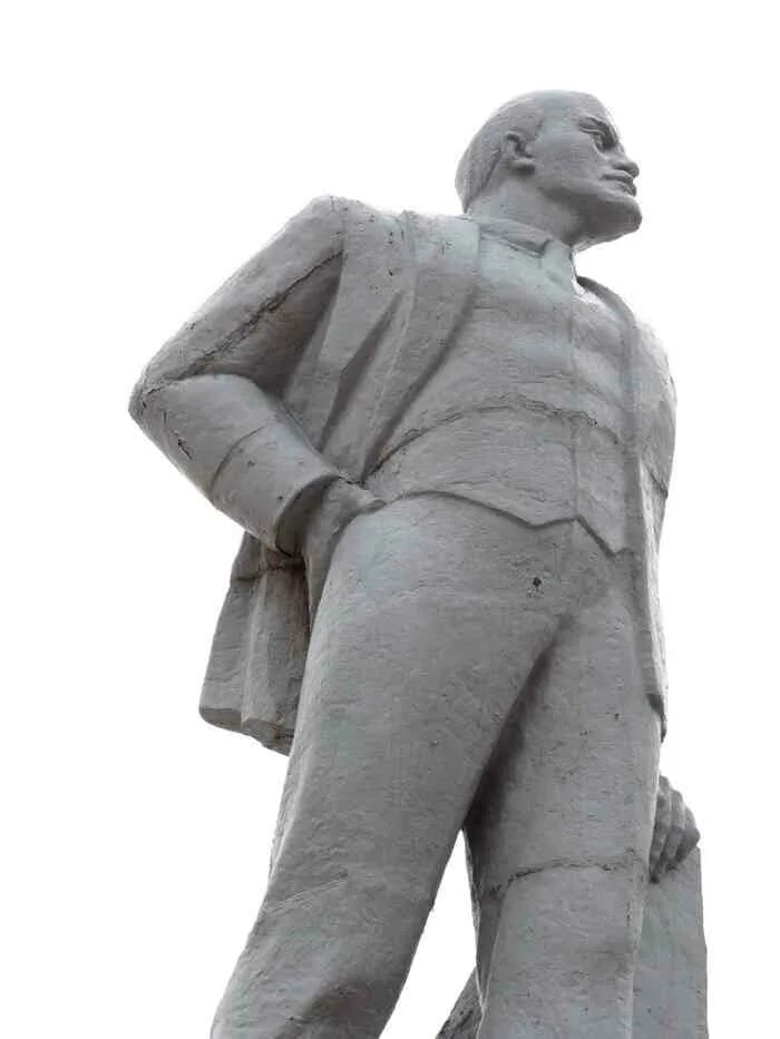 Уралов ленин. Памятник Ленину в Ревде. Ревда статуя. Площадь Ленина Ревда. Памятники Ревды.