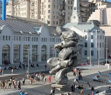 Куча глины в москве