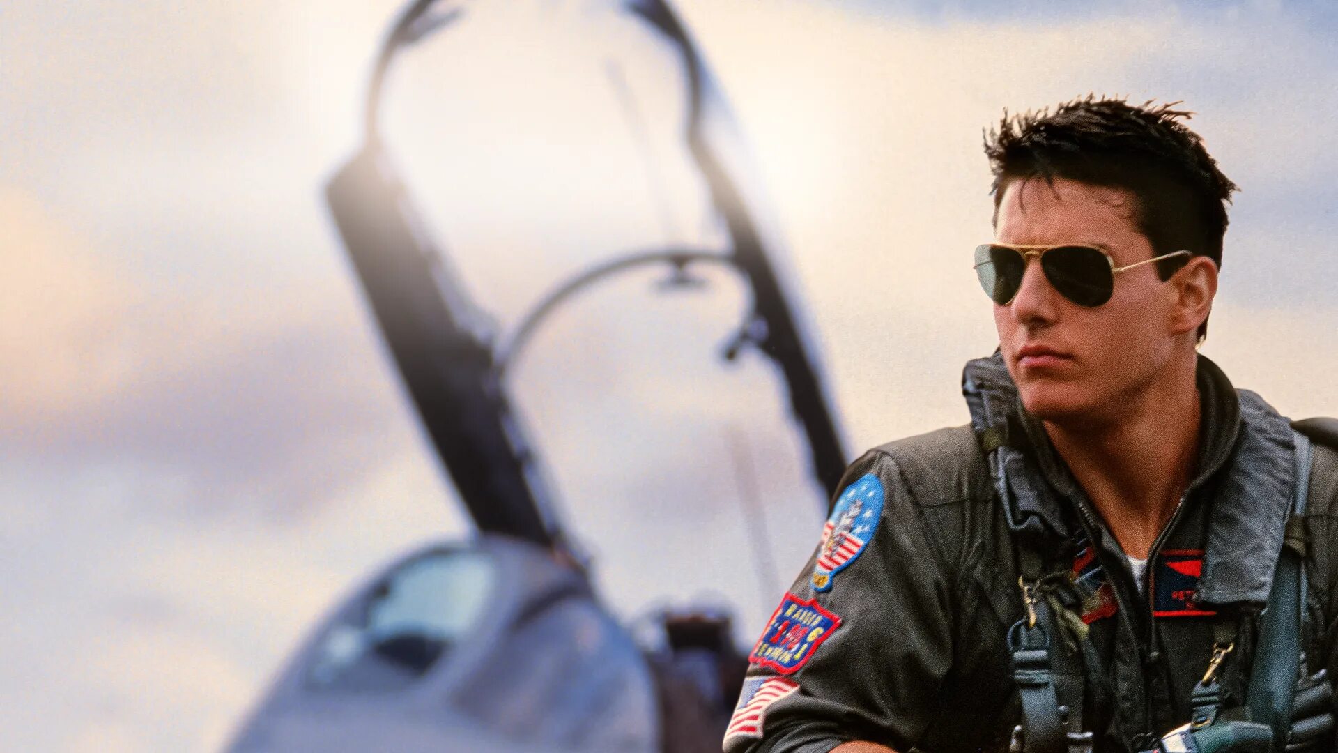 Top gun movie. Том Круз топ Ган. Том Круз топ Ган 1986. Том Круз топ Ган Маверик. Лучший стрелок 1986.