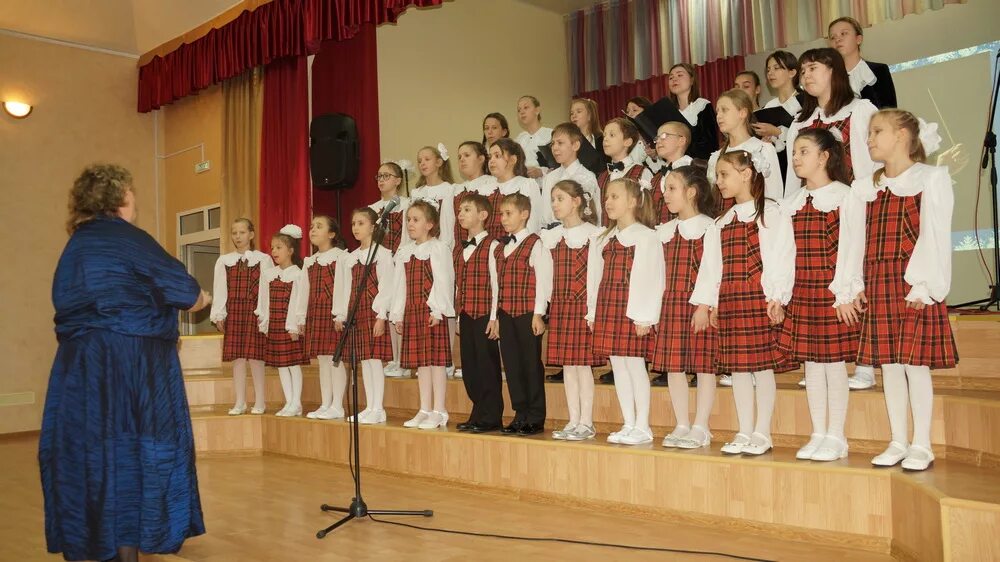 "юному музыканту-пианисту: хрестоматия 7 кл маркет. Учащегося дмш. Цыганова г. Дмш им генделя. Книги по теории музыки.