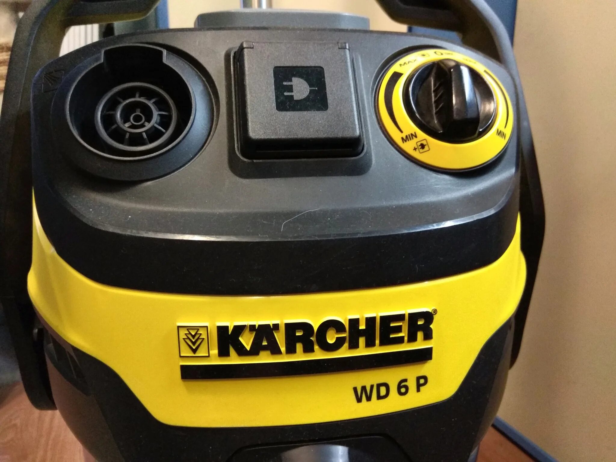 Керхер wd купить. Пылесос Karcher WD 6. Karcher WD 6 P Premium. Пылесос Керхер wd6. Пылесос Керхер ВД 6.