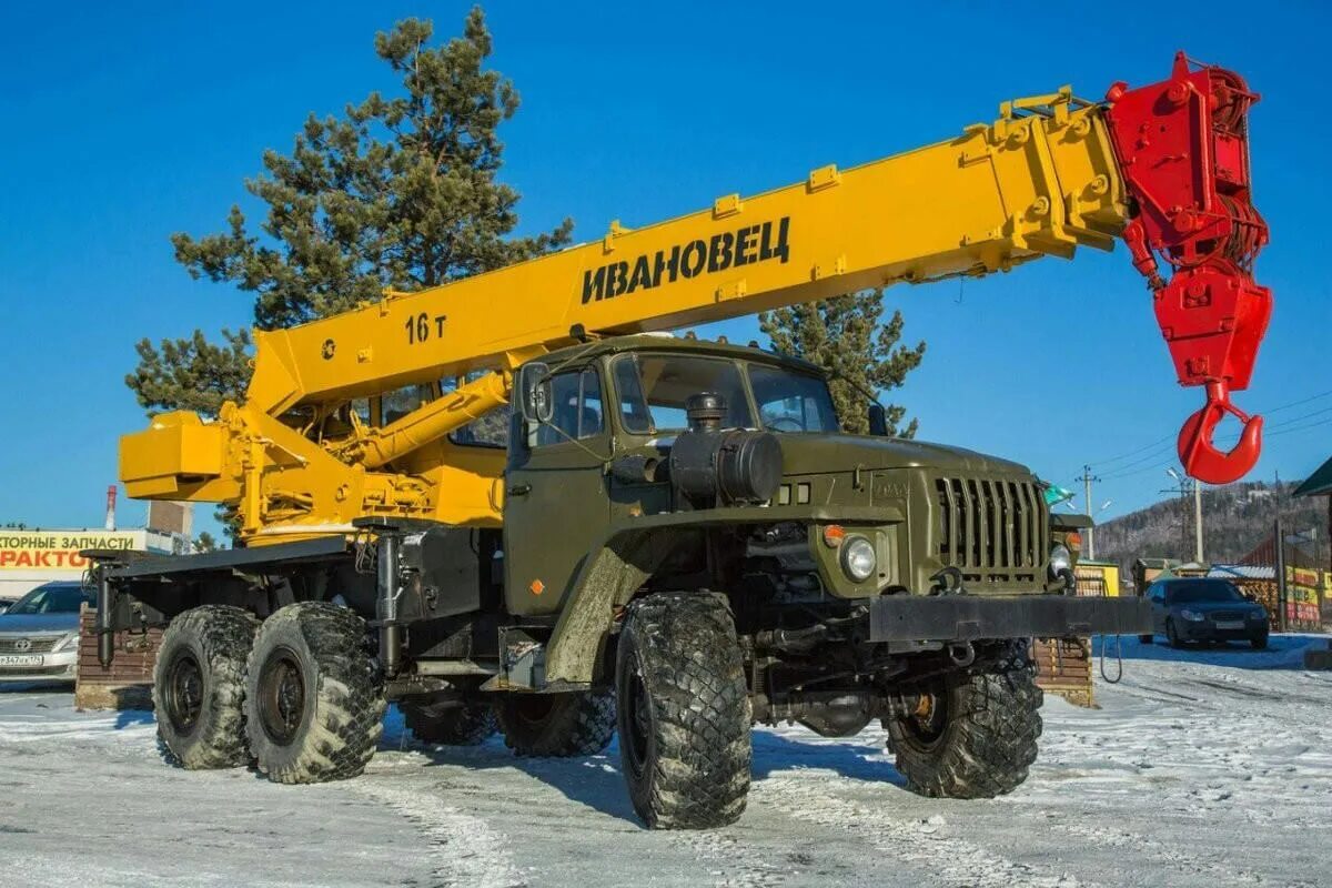 Автокран урал. Кран автомобильный кс-35714. кран урал ивановец 25 тонн. автокран урал кс 35714. урал 4320 кран ивановец.