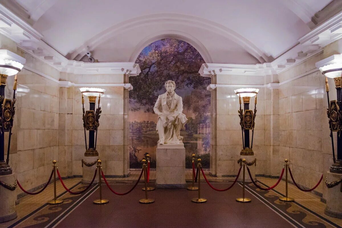 Пушкин станция метро. Пушкинская (станция метро, санкт-петербург). станция метро пушкинская. станция метро пушкинская питер. московское метро станция пушкинская.