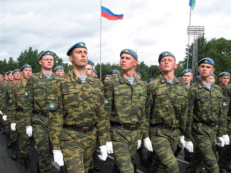 Песни псковских десантников. Марш десантников. форма вдв псков. вдв псков десант. псковские десантники форма.
