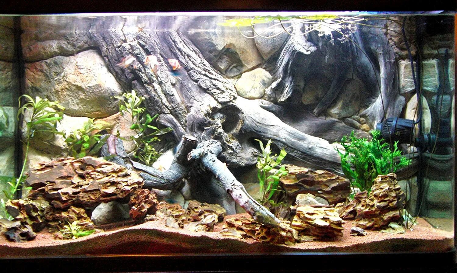 Задний фон для аквариума. Корм на стенку аквариума. Зеркальный фон для аквариума. Декорация задней стенки в аквариум. Объемный фон для аквариума.