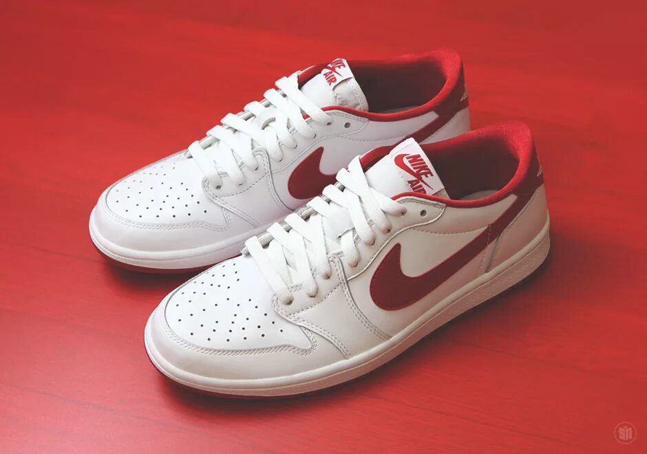 Jordan low og. Nike Air Jordan 1 Low Red. Nike Air Jordan 1 Low White. Nike Air Jordan 1 Low Red Black White. Nike Air Jordan 1 Low Red White.