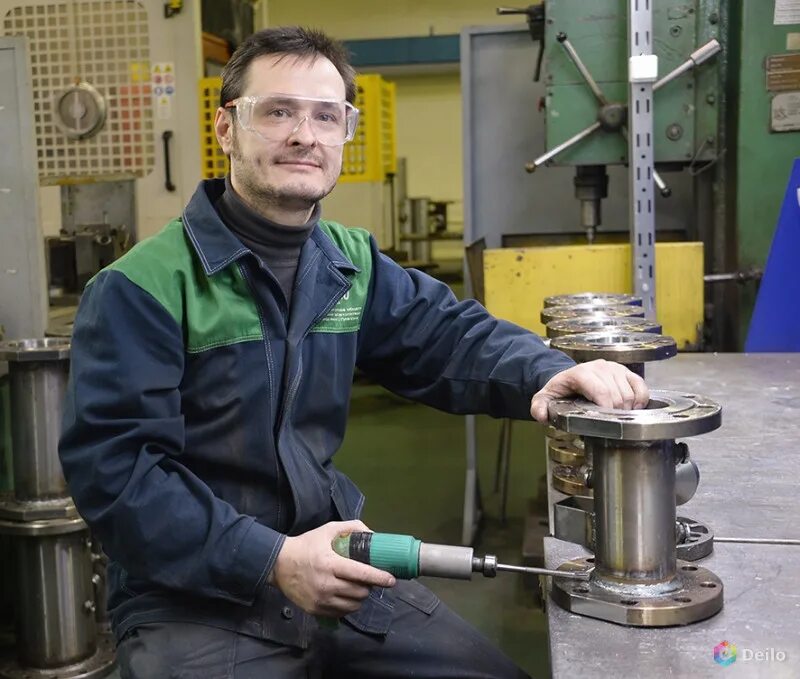 Работа на заводе зарплата