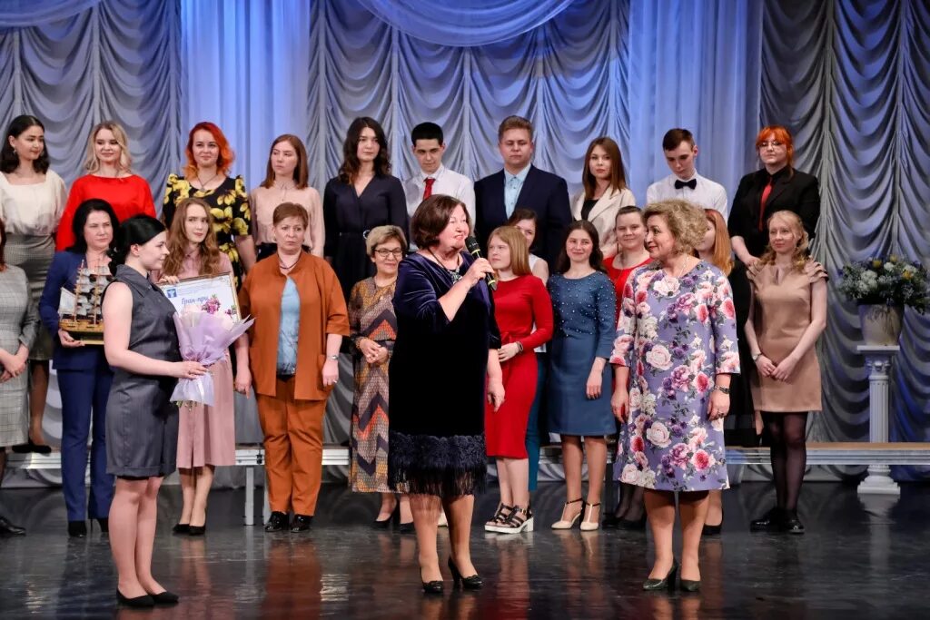 Сургутский государственный педагогический университет. Иванова ангелина валерьевна сургпу. Худенева мария григорьевна сургпу. Рюмина юлия николаевна сургпу. Выпускники сургпу.