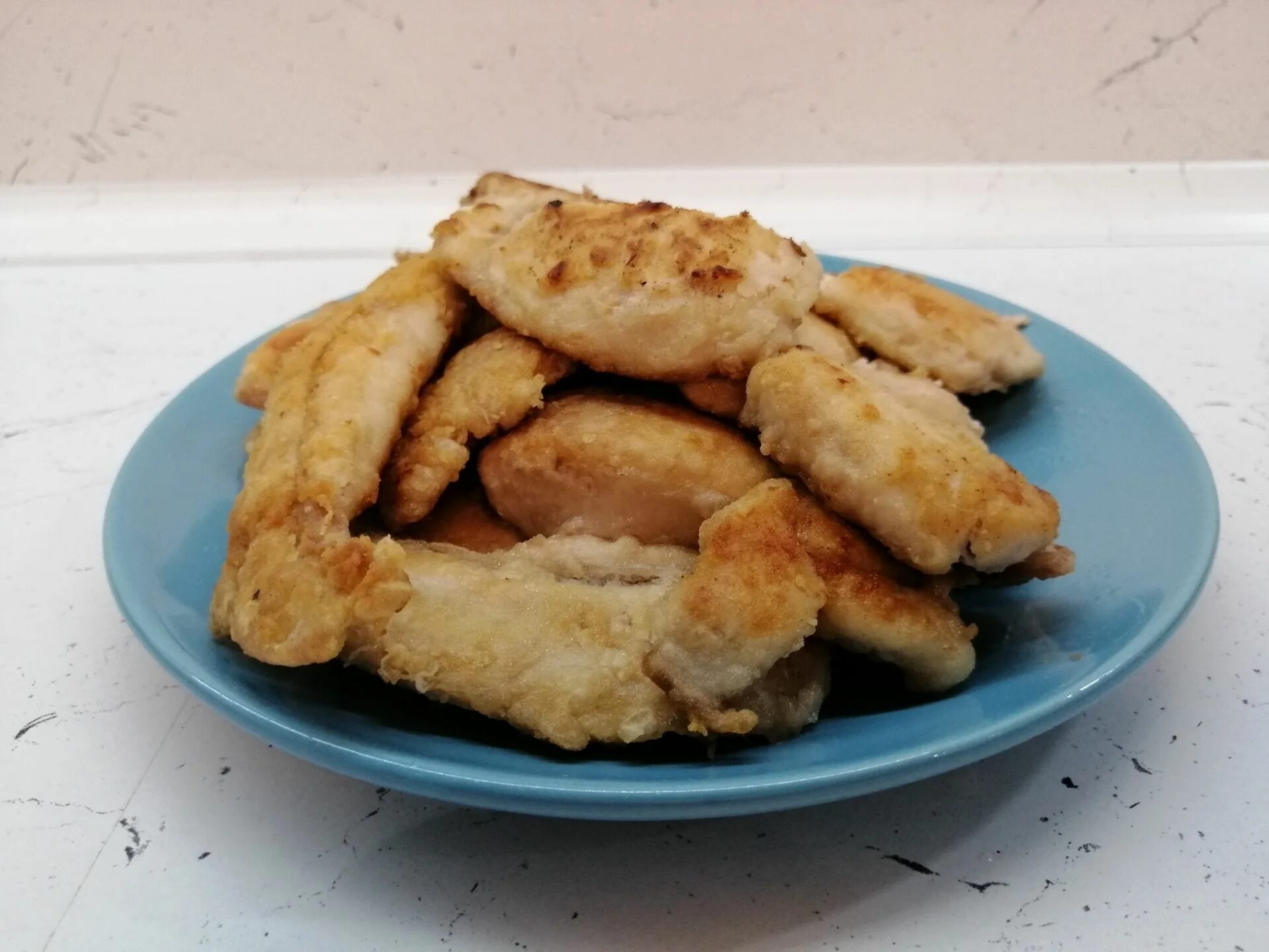 Молоки в панировке. Блюда из молок. Рыбные молоки в панировке. Молоки лосося жареные. Молоки в панировке.