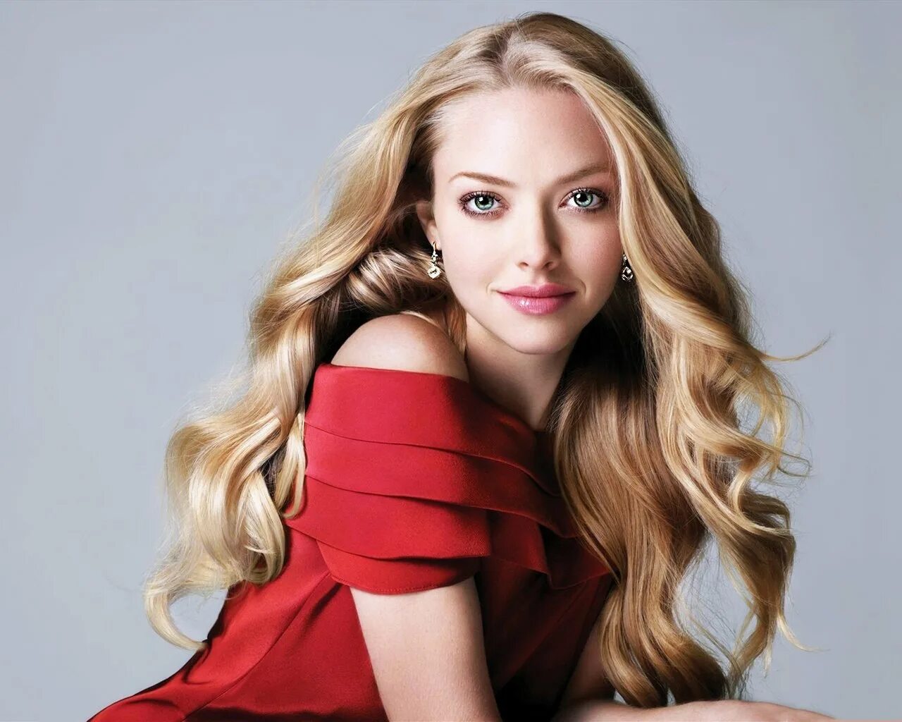 Дагестанки с красивой фигурой. Каждой девушке известна. Кэти холмс фотосессии. Линдси лохан. Актриса мила кунис.