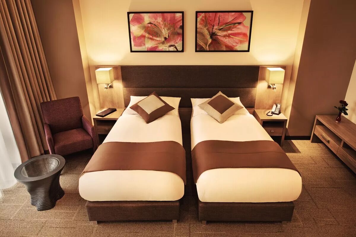 Два отеля. Mirotel resort &amp; spa. миротель трускавец. номер отеля. номер в гостинице.
