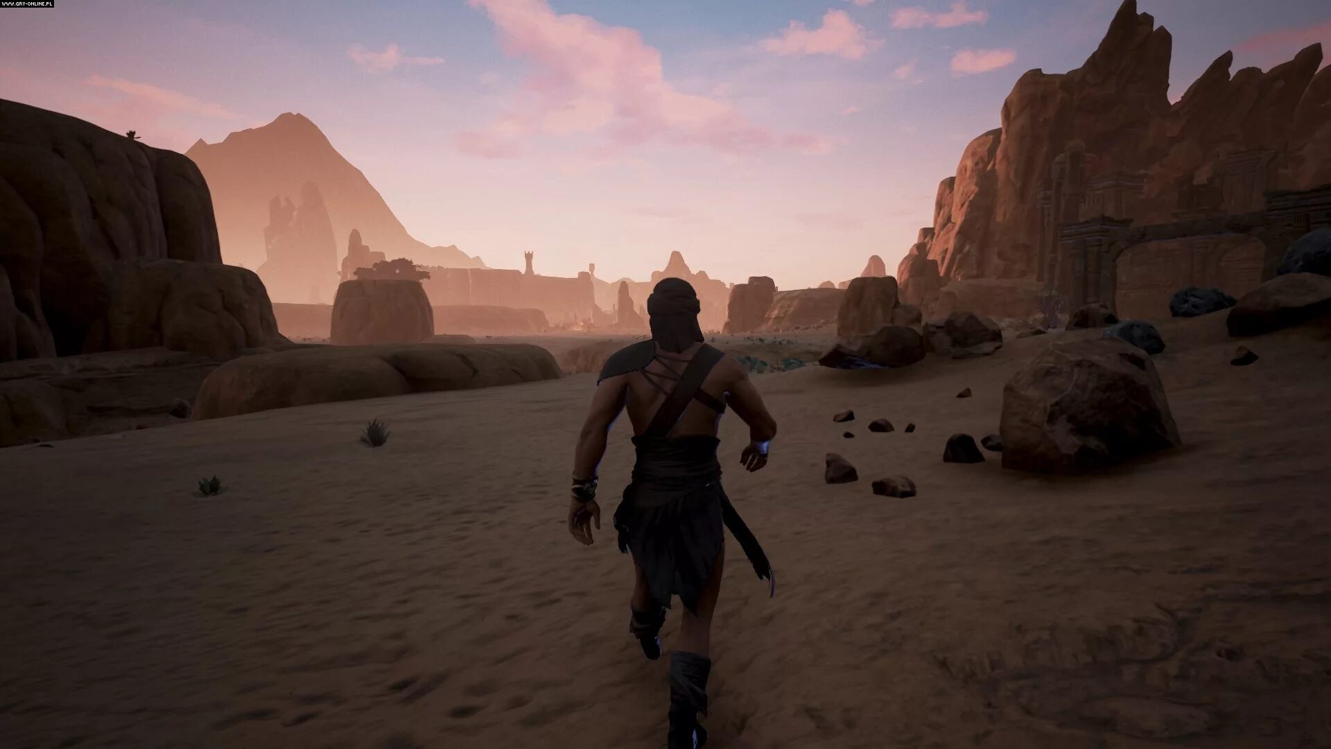 Conan exiles стены. Conan exiles пустынник. королева пустынников conan exiles. конан эстетикс. conan exiles доспехи чемпиона арены.