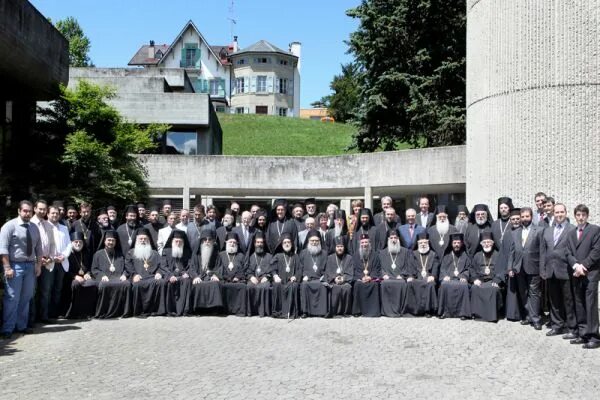 Прегни-Шамбези. Православный центр Константинопольского Патриархата в Шамбези. Клир константинопольского