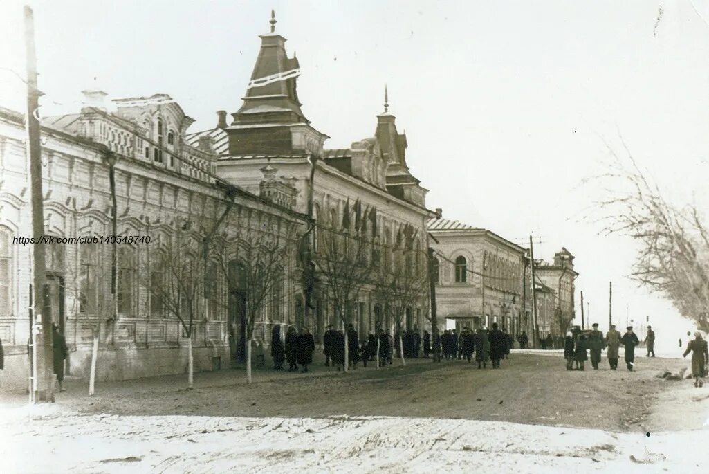 церковь на октябрьской набережной в спб. ликбез 1930 годов ссср. преображенская 102 белгород. история 102. киновия александро-невской лавры.