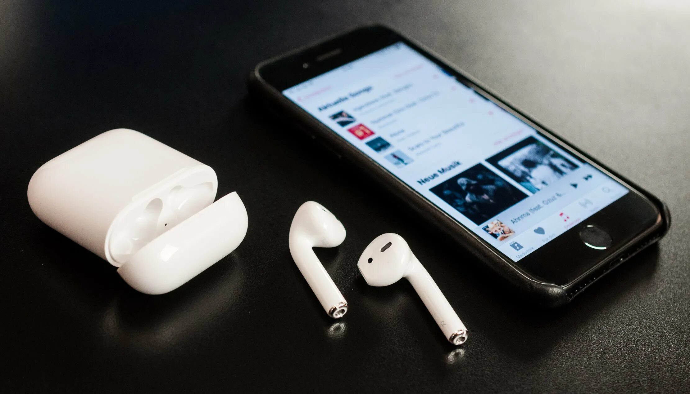 Airpods песни. Наушники Apple аирподс про 2. Наушники TWS Apple AIRPODS 2. Iphone AIRPODS 3 Pro. Аирподс 2 айфон.