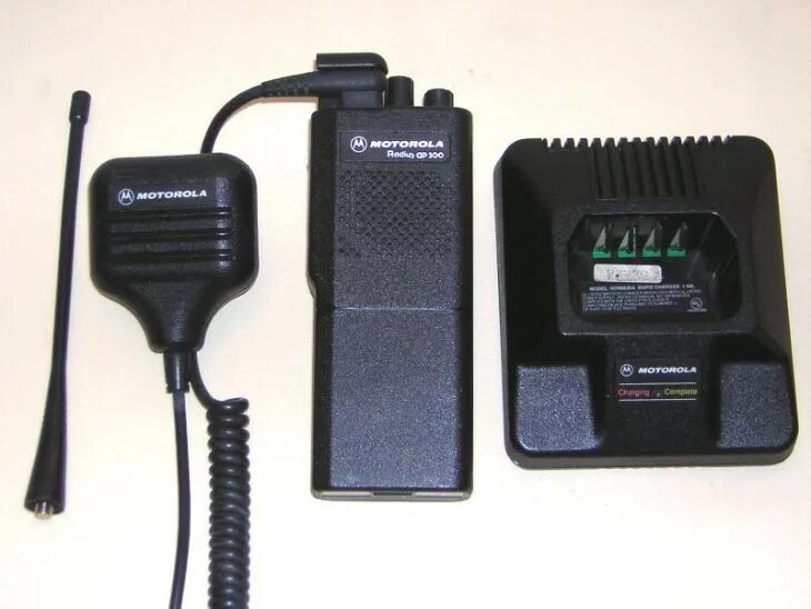 Motorola 300. Motorola gp300. Моторола gm300. Моторола gm300. Радиостанция моторола gp 300.
