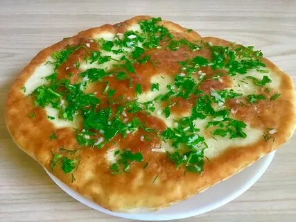 Лепешки с чесноком