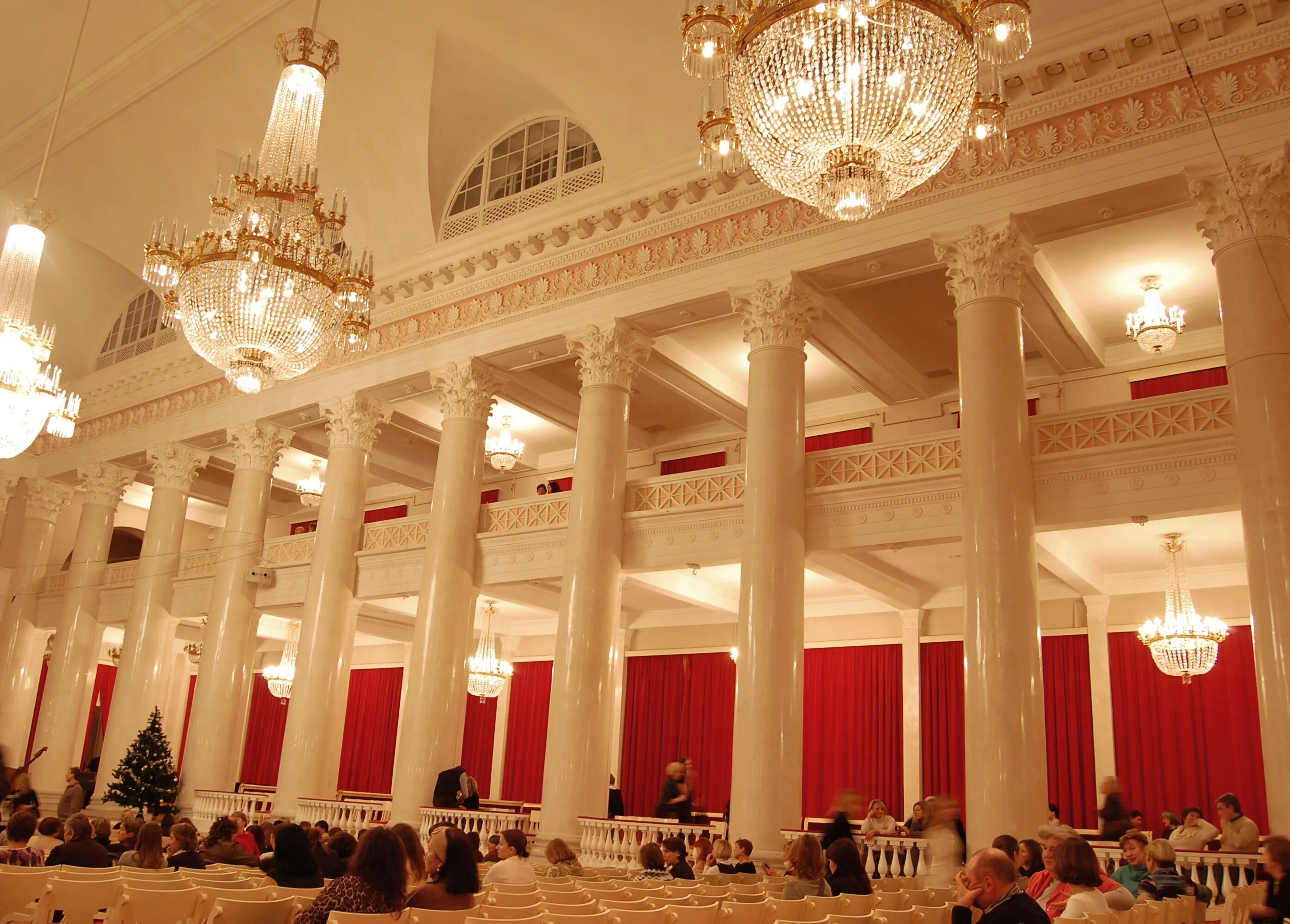 Филармония шостаковича большой зал