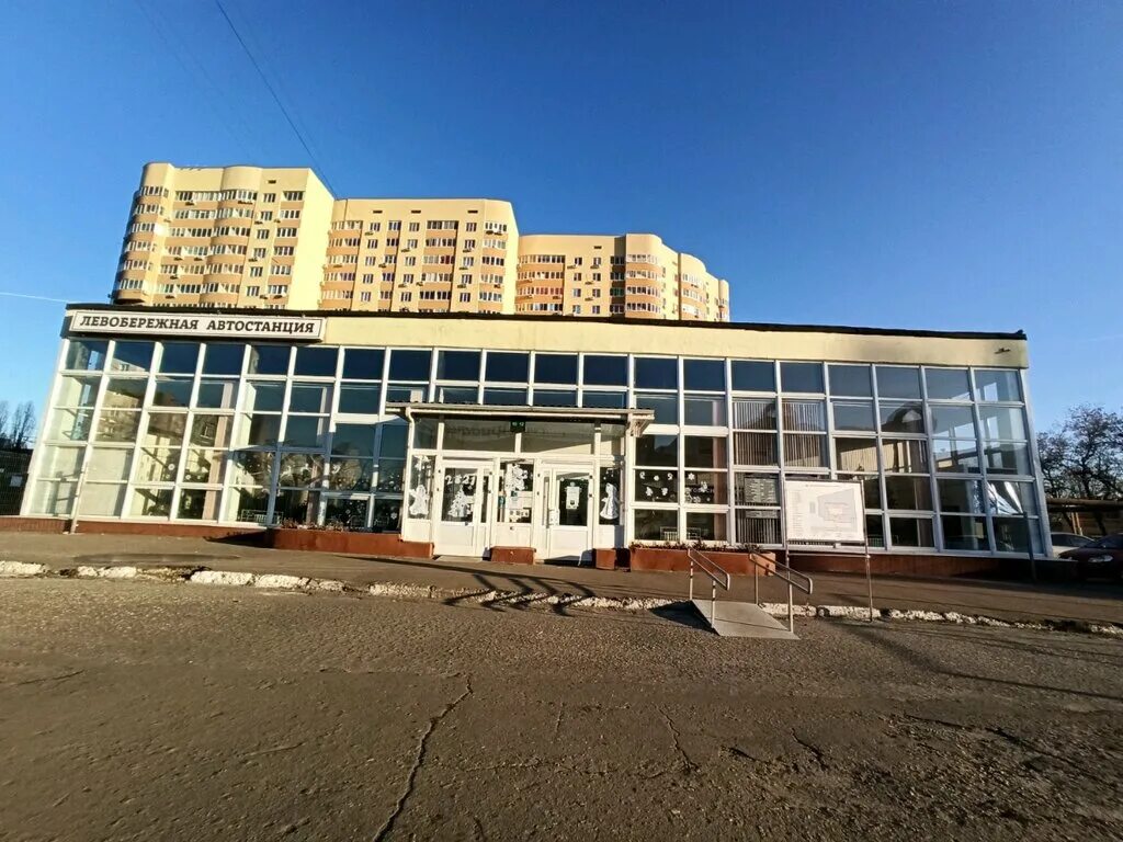 Автобусы с левобережного автовокзала воронежа. Левобережный автовокзал воронеж 2022. Автобусы с левобережного автовокзала воронежа. Автобусы с левобережного автовокзала воронежа. 27 маршрут воронеж лиаз 5256.