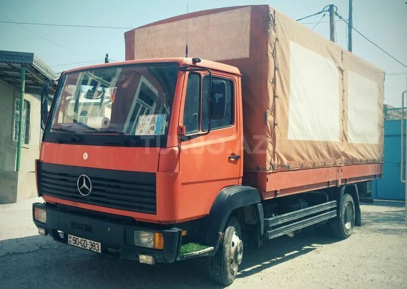 Авито мерседес 814 купить. Мерседес Атего 814. Mercedes 814d. Мерседес 814d 1999. Мерседес Бенц 814 1992г.