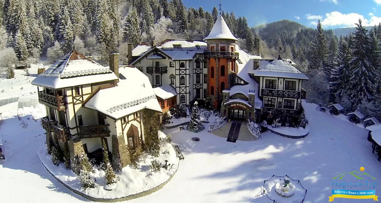 Ведмежа Вежа отель в Карпатах. Зима в Европе. Красная Поляна Сочи зимой. Паландокен Турция горнолыжный курорт.
