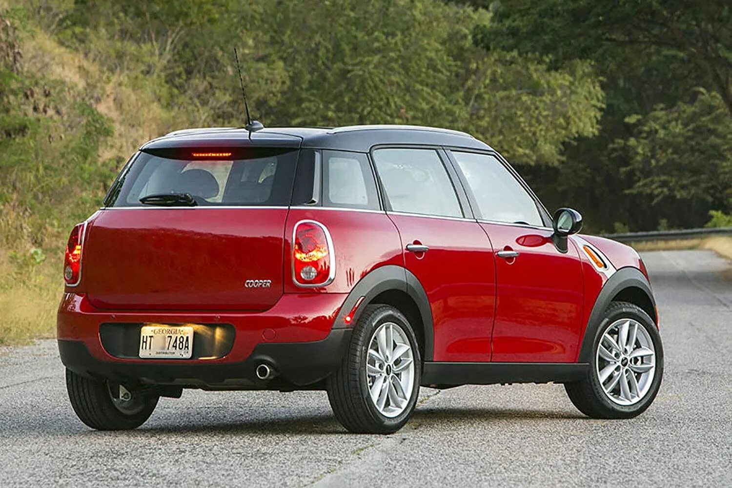 Mini 13. Mini cooper countryman 2013. mini countryman 2013. mini cooper 2010. mini cooper countryman r60 вид сбоку.