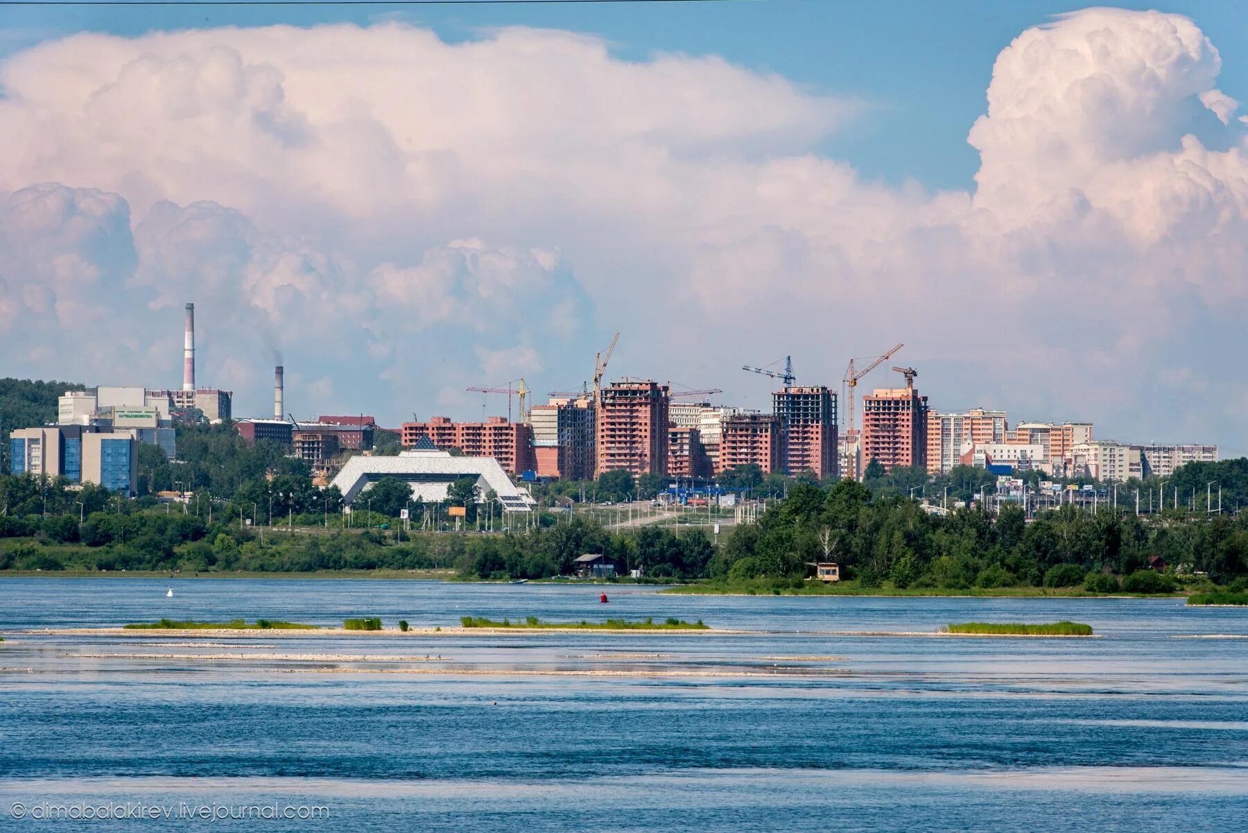 Синюшина гора Иркутск. Иркутск район Синюшина гора. Достопримечательности Синюшиной горы Иркутск. Иркутск микрорайон Синюшина гора история.