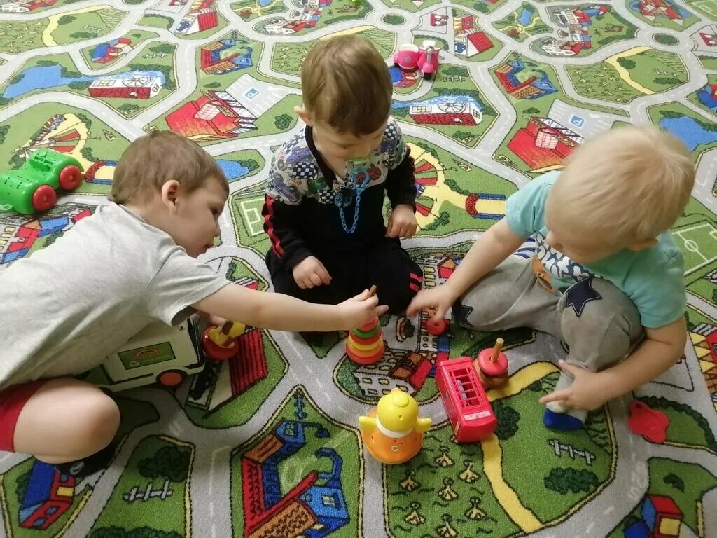 вакансия продавец. продавец кассир магнит. икеа ритейл в россии. тэк спб. свежие вакансии парнасе.