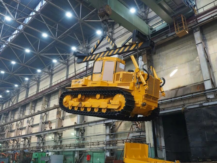 Бульдозер чтз-уралтрак б10м. Трактор дэт-400. Чтз сайт. Бульдозер чтз-уралтрак б10м. Чтз сайт.