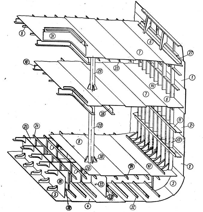 Продольный набор корпуса судна днищевой. Палубная секция судна чертеж. Поперечная система набора корпуса судна чертеж. Палубные перекрытия корпуса судна.