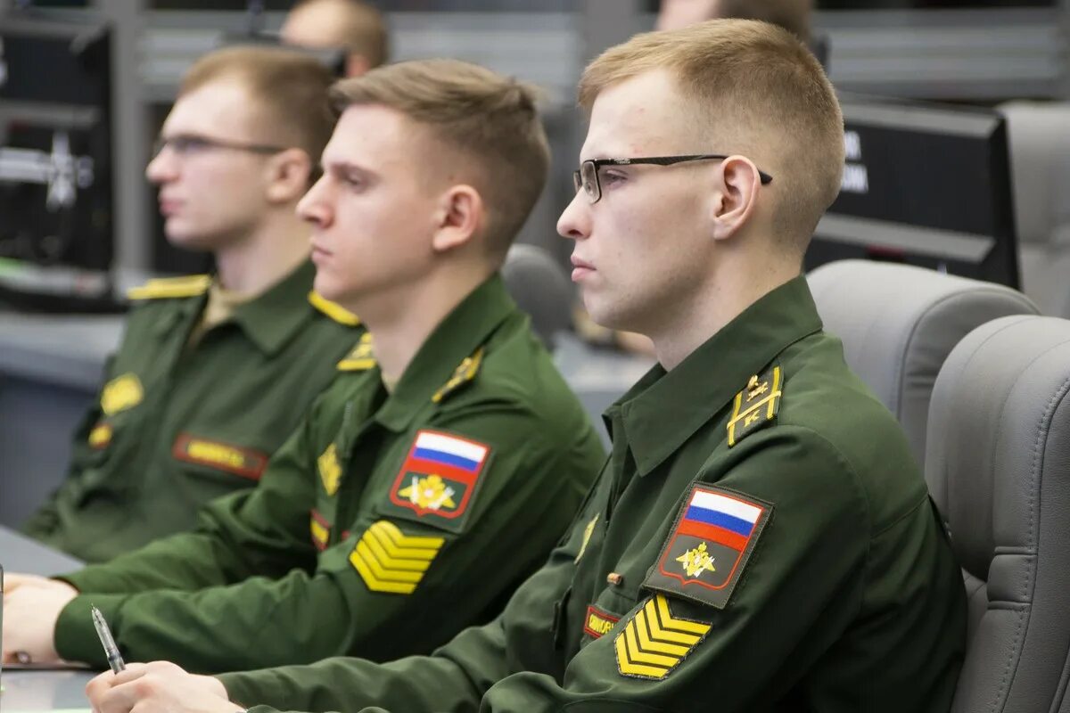 Сайт военной академии. Военная наука. Стрижка для военной Академии. Военная Академия фото. Уфимская Военная Академия.