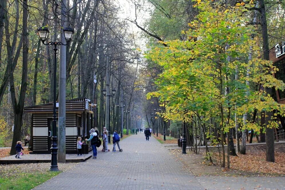 Большой филевский парк. Парк Филевский парк. Парк Фили Москва. Филёвский парк район Москвы. Филёвский парк Филёвский парк.