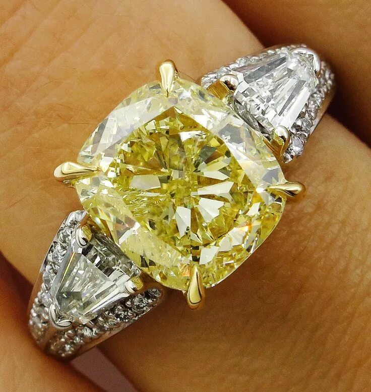The 100.09 carat Graff Vivid Yellow diamond is one of the