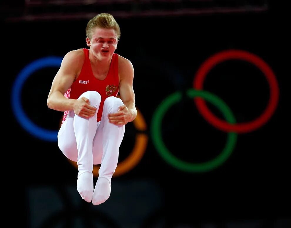 олимпийские игры. олимпиада в пекине 2022. смешные моменты на олимпиаде. олимпийские игры моменты. конькобежный спорт травмы.