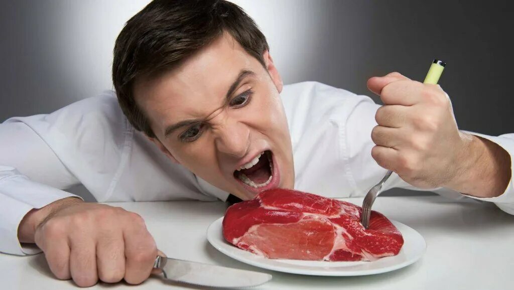 Пулд порк это. Плуд порк. Рву мясо. Голодный мужчина. Плуд порк.